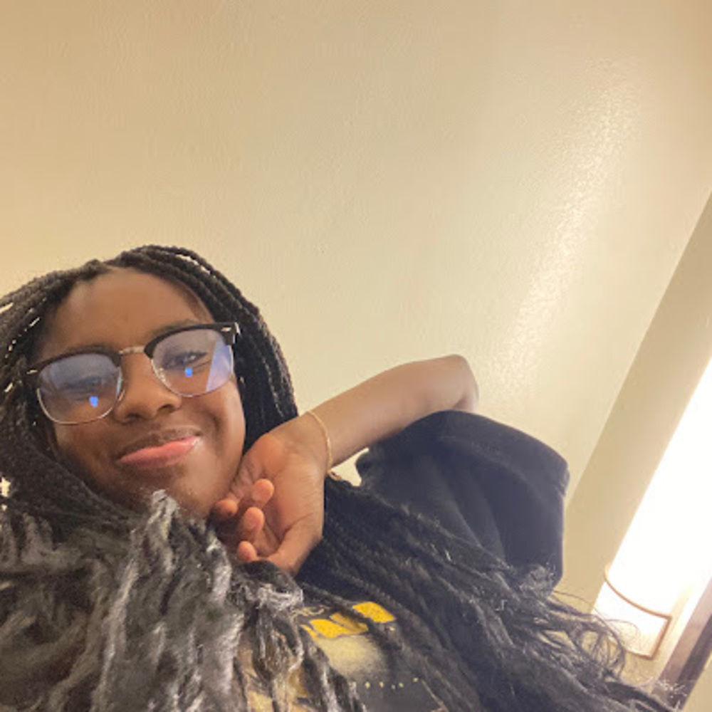 Meet your Posher, Kayla